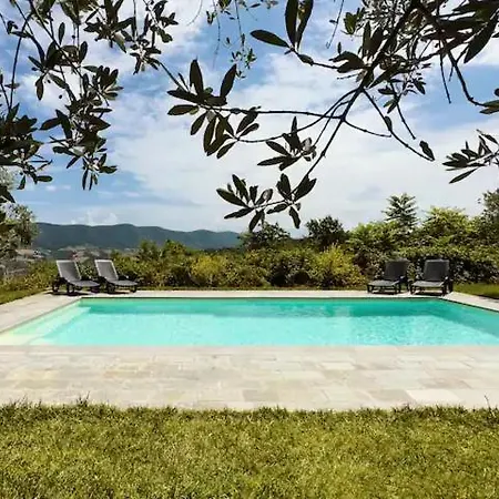 Castello Di Apartment *