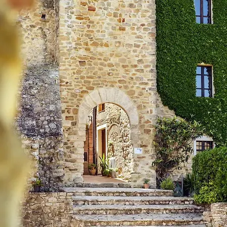 Castello Di * Cisterna