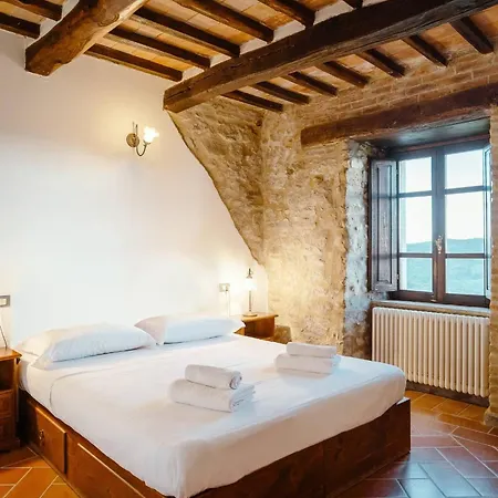 Castello Di Apartment *
